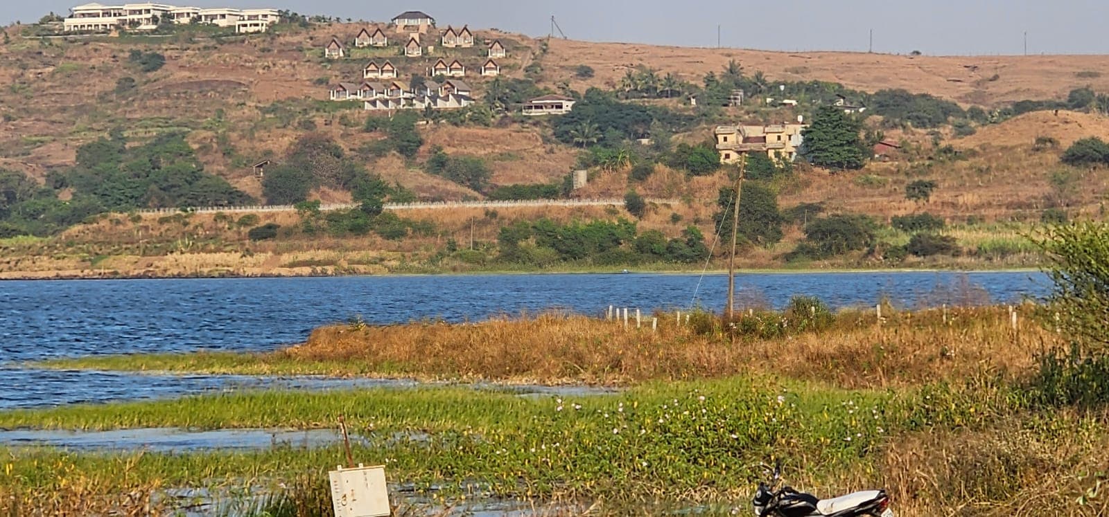 Xonlake villas overlooking the lake